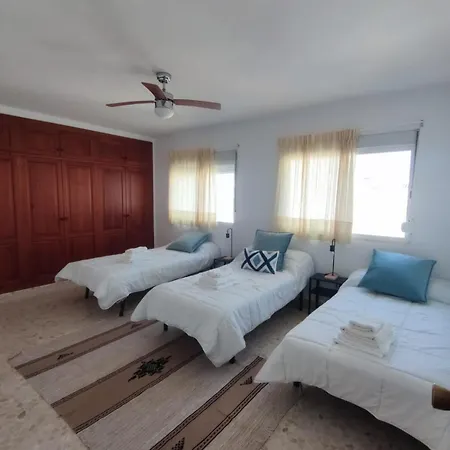 Adosado Коніль-де-ла-Фронтера